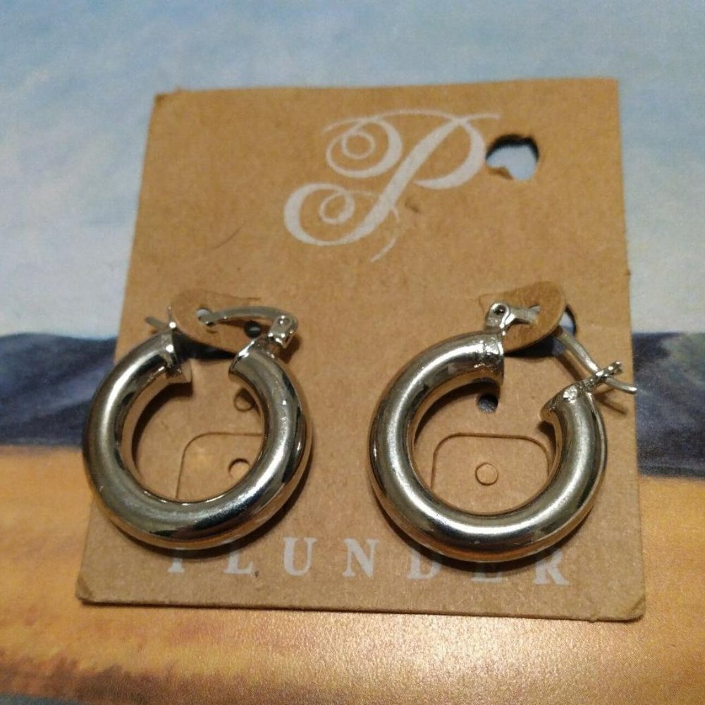 Plunder Design Gold Tone Hoop Earrings